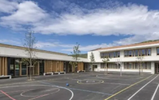 林奇堡社区倡导小学建设取得成功